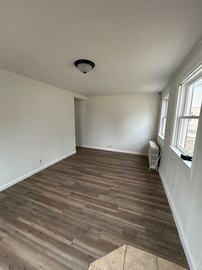 3430 Schoolhouse Ln in Harrisburg, PA - Foto de edificio - Building Photo