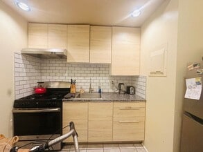 1602 Park Ave in Baltimore, MD - Building Photo - Building Photo