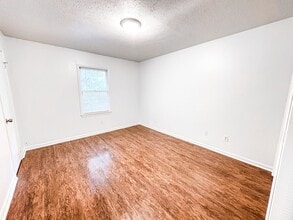 1704 12th Pl S, Unit B in Phenix City, AL - Building Photo - Building Photo