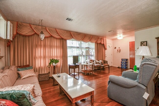5522 Nassau Rd