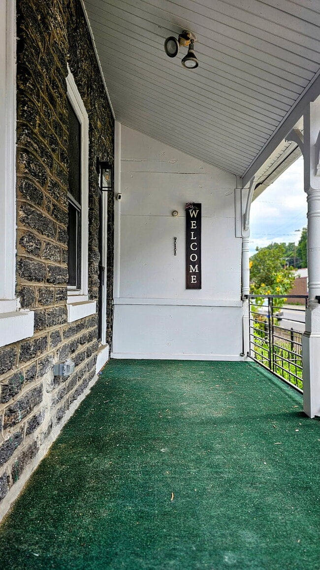 5347 Belfield Ave in Philadelphia, PA - Building Photo - Building Photo