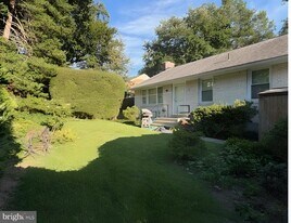 3605 Dundee Driveway in Chevy Chase, MD - Building Photo