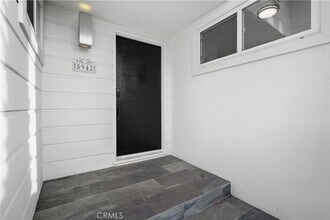 5942 Graves Ave in Los Angeles, CA - Building Photo - Building Photo