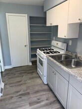 7110 Drury Ln, Unit 1st Fl in Maplewood, MO - Building Photo - Building Photo