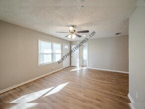 9020 Barber St in Sherwood, AR - Building Photo - Building Photo