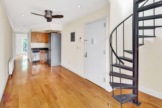 property at 343 E 5th St