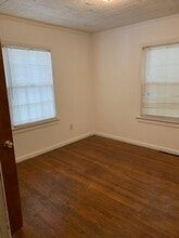 108 Pine St, Unit 8 in Carrboro, NC - Building Photo - Building Photo