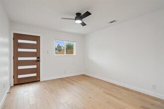 4904 Hawk Cove in Austin, TX - Building Photo - Building Photo