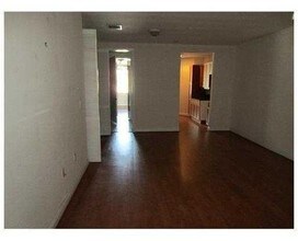 1343 SW 4th Ct-Unit -1327 in Fort Lauderdale, FL - Building Photo - Building Photo