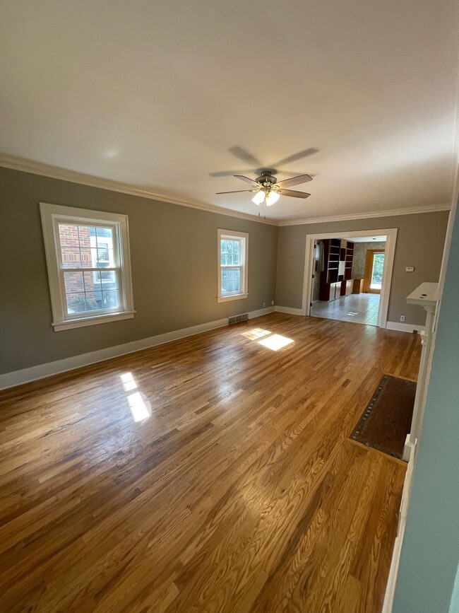 2318 Storm St in Ames, IA - Building Photo - Building Photo