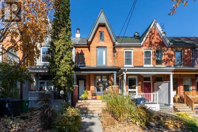 property at 44 Wright Ave