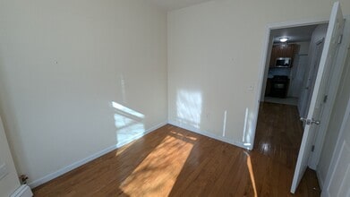 3495 John F Kennedy Blvd in Jersey City, NJ - Foto de edificio - Building Photo