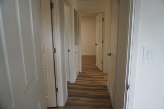 2521 NE 125th St, Unit 2521 NE 125TH ST in Seattle, WA - Foto de edificio - Building Photo