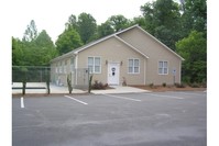 302 Ardale Dr in High Point, NC - Foto de edificio - Building Photo