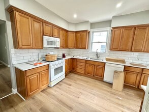 129 Lafayette Ave in Hamilton Township, NJ - Foto de edificio - Building Photo