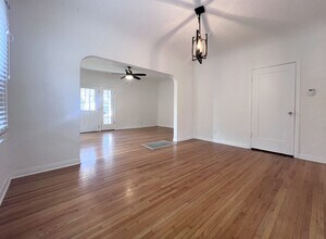 4628 6th Ave, Unit 4628 in Los Angeles, CA - Foto de edificio - Building Photo