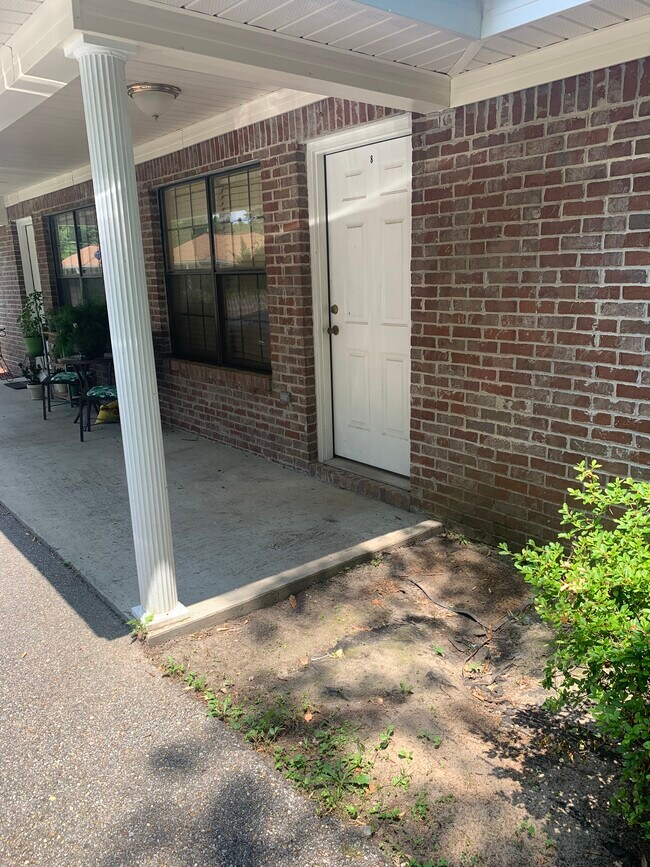 216 E Church St in Quitman, MS - Building Photo - Building Photo