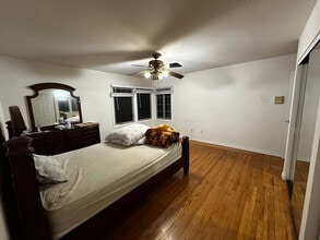 993 Contra Costa Dr in El Cerrito, CA - Foto de edificio - Building Photo