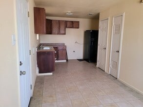 1206 Autumn Ave in Odessa, TX - Building Photo - Building Photo