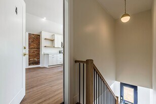 110 Hotel St in Utica, NY - Building Photo