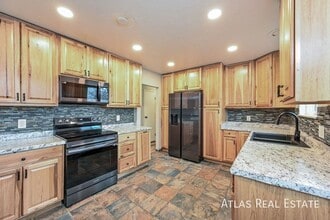 16729 E Layton Ave in Aurora, CO - Building Photo - Building Photo