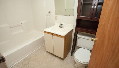 547 Layman Ave in Harrisonburg, VA - Building Photo - Building Photo