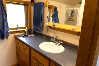 64 Gardner Rd, Unit A in Orono, ME - Building Photo - Building Photo