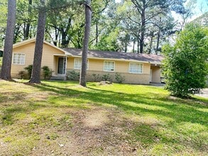 3123 Bilgray Dr in Jackson, MS - Building Photo - Building Photo