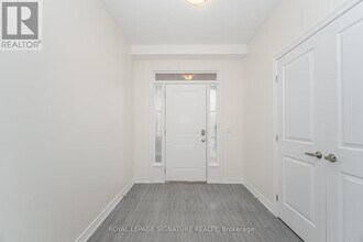 5 Ridgeside Ln in Hamilton, ON - Building Photo - Building Photo