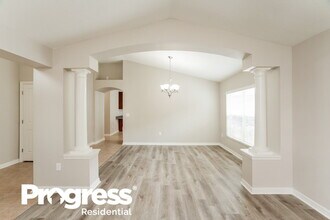 433 Down Pine Dr in Seffner, FL - Building Photo - Building Photo
