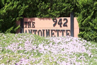 The Antoinette Apartments in South San Francisco, CA - Building Photo - Building Photo