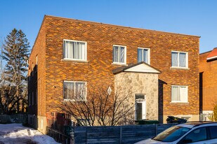 655 16E Av in Montréal, QC - Building Photo