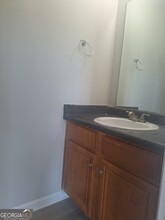 5646 One Lake Way in College Park, GA - Building Photo - Building Photo