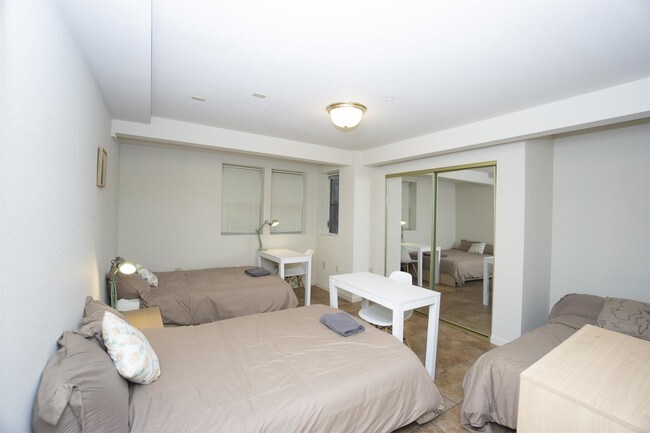 2221 Dwight Way-Unit -2 in Berkeley, CA - Building Photo - Building Photo