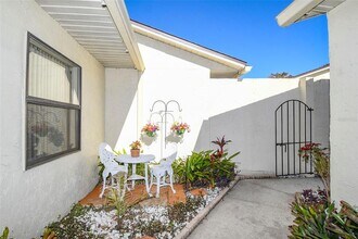 2225 Cypress Ct in Tavares, FL - Building Photo - Building Photo