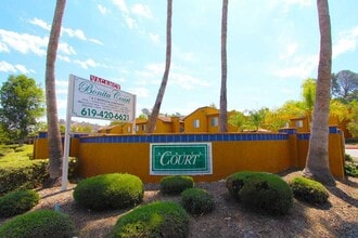 BONITA COURT APARTMENTS in Chula Vista, CA - Foto de edificio - Building Photo