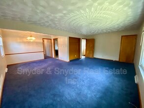 1857-1859-1859 Cromwell Dr in Akron, OH - Building Photo - Building Photo