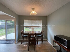 4538 Chantilly Way in Milton, FL - Building Photo - Building Photo