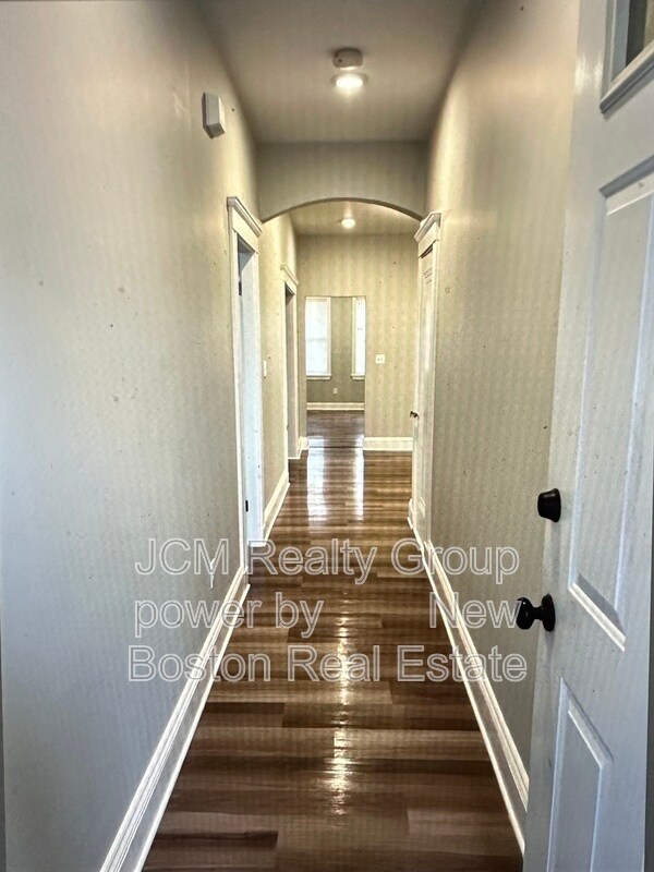 100 Maverick St in Chelsea, MA - Building Photo - Building Photo