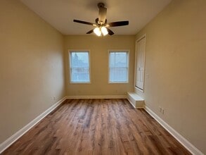 4739 Essex Way in Pittsburgh, PA - Building Photo - Building Photo