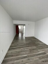7330 Harding Ave in Miami Beach, FL - Building Photo - Building Photo