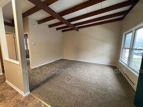 114 Cabanna Ln in East Stroudsburg, PA - Foto de edificio - Building Photo