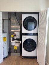 1733 Guilford Ave, Unit 2 in Baltimore, MD - Foto de edificio - Building Photo