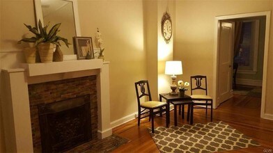1617 W Turner St, Unit 1 in Allentown, PA - Building Photo - Building Photo