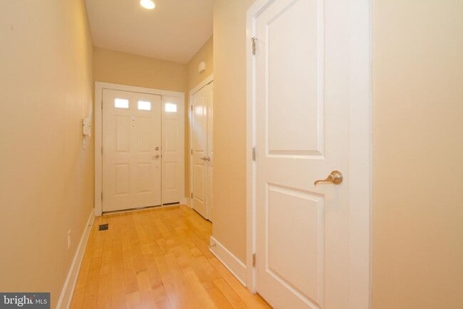 property at 1118 Wallace St