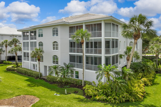 Montclair at Audubon in Naples, FL - Foto de edificio - Building Photo