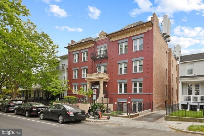 610 Irving St NW in Washington, DC - Building Photo - Building Photo
