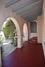 538 N Detroit St in Los Angeles, CA - Foto de edificio - Building Photo