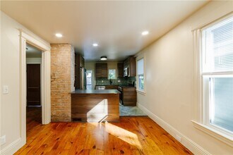 42 Shepard St in Rochester, NY - Foto de edificio - Building Photo