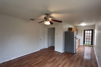 3004 Musser St-Unit -3 in Laredo, TX - Building Photo - Building Photo